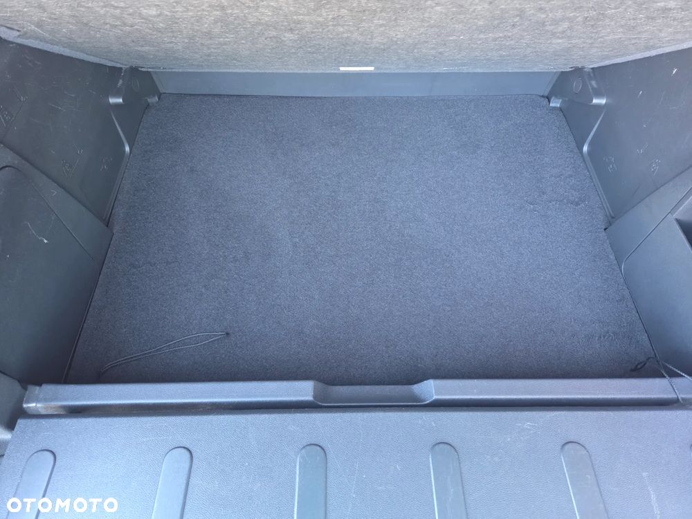 Peugeot 3008 HDi 160 Automatik Allure - 10