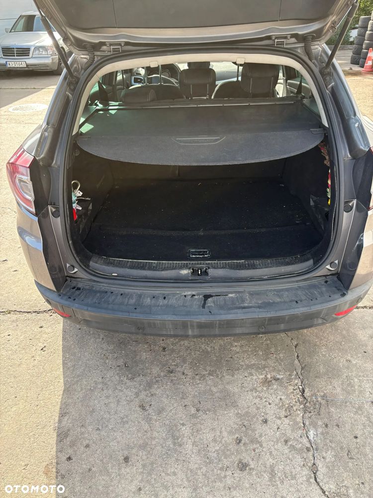 Renault Megane 2.0 140 CVT Bose Edition - 10