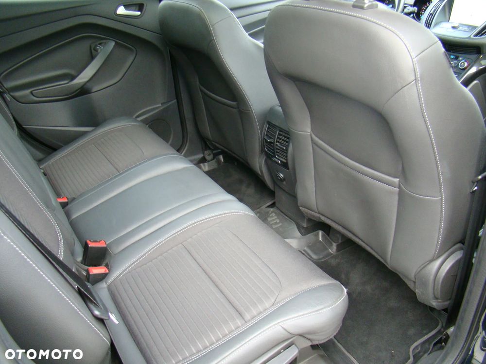 Ford Kuga ver-1-5-ecoboost-titanium - 34