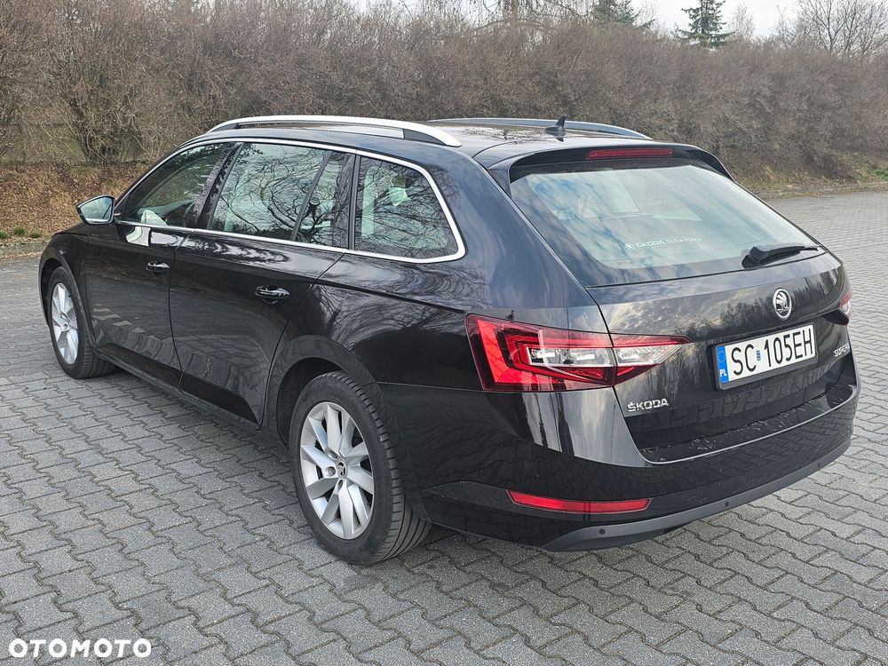 Skoda Superb 2.0 TDI SCR Style DSG - 15