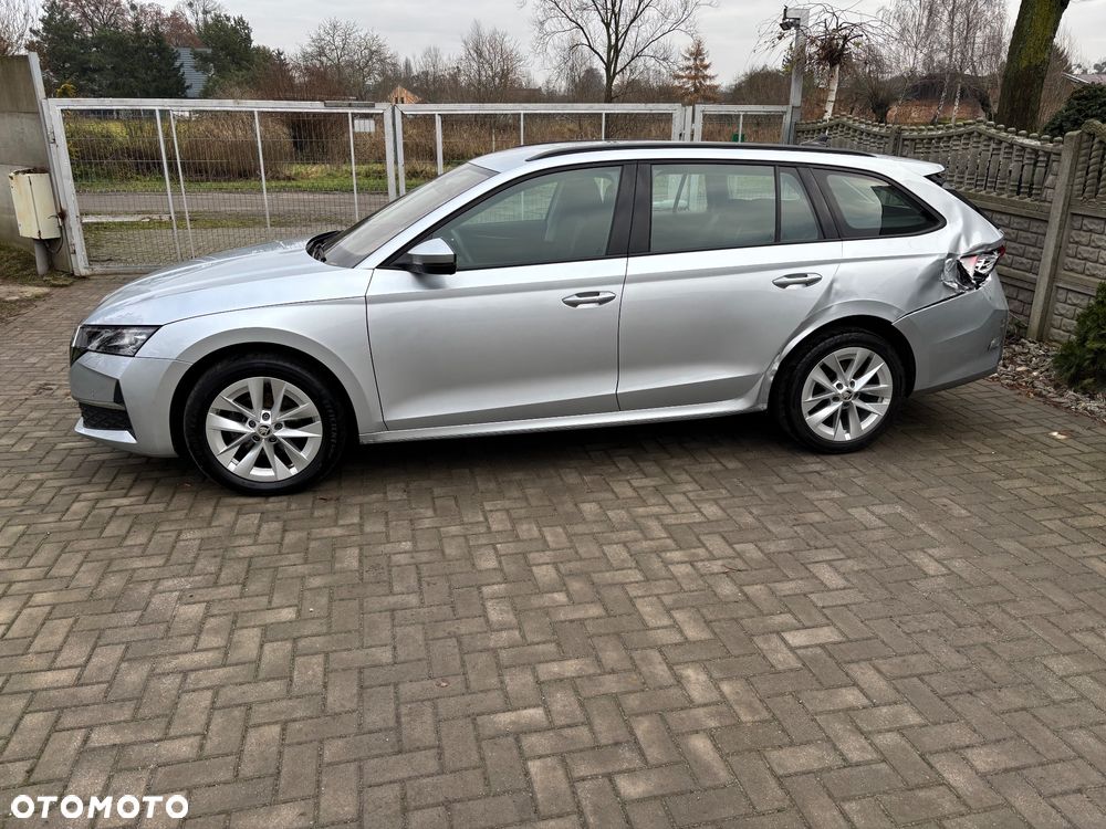 Skoda Octavia 2.0 TDI DSG Ambition - 4