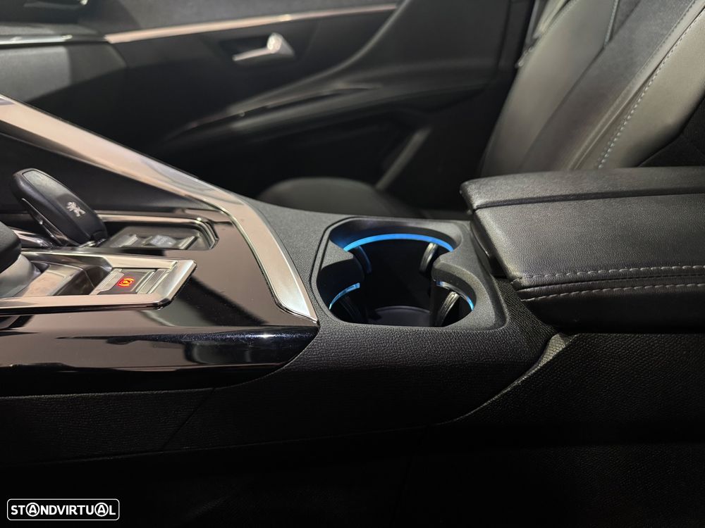 Peugeot 3008 Plug-In Hybrid 225 e-EAT8 Allure Pack - 17