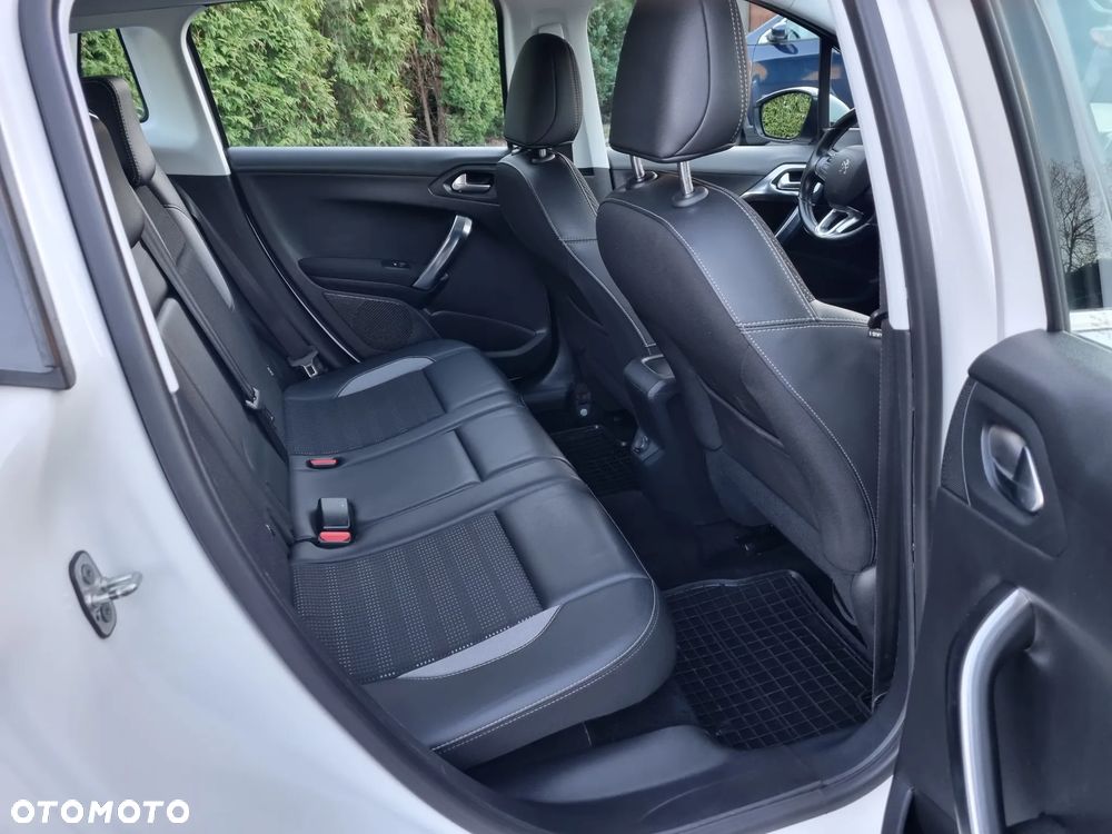 Peugeot 2008 PureTech 110 Stop&Start Allure - 7