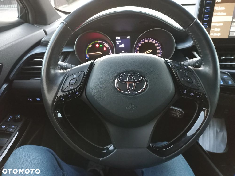 Toyota C-HR - 33