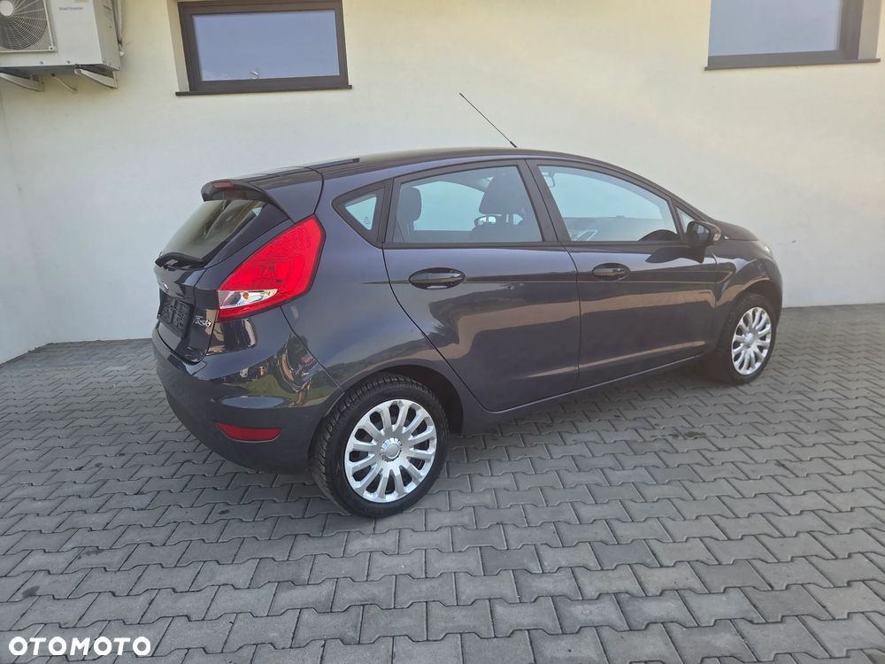 Ford Fiesta - 15