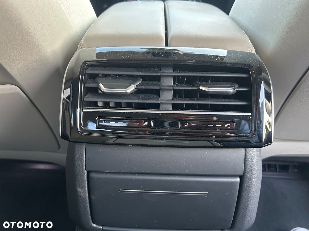 Audi A8 - 18
