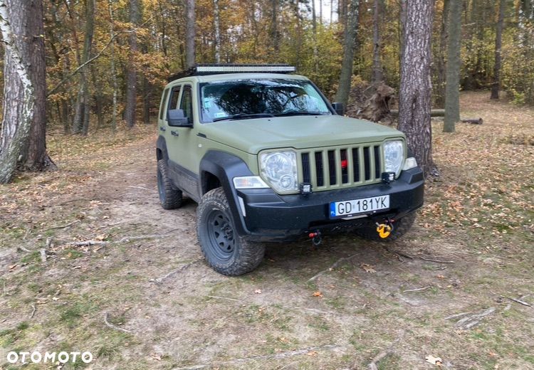 Jeep Cherokee 2.8 CRD Sport - 4