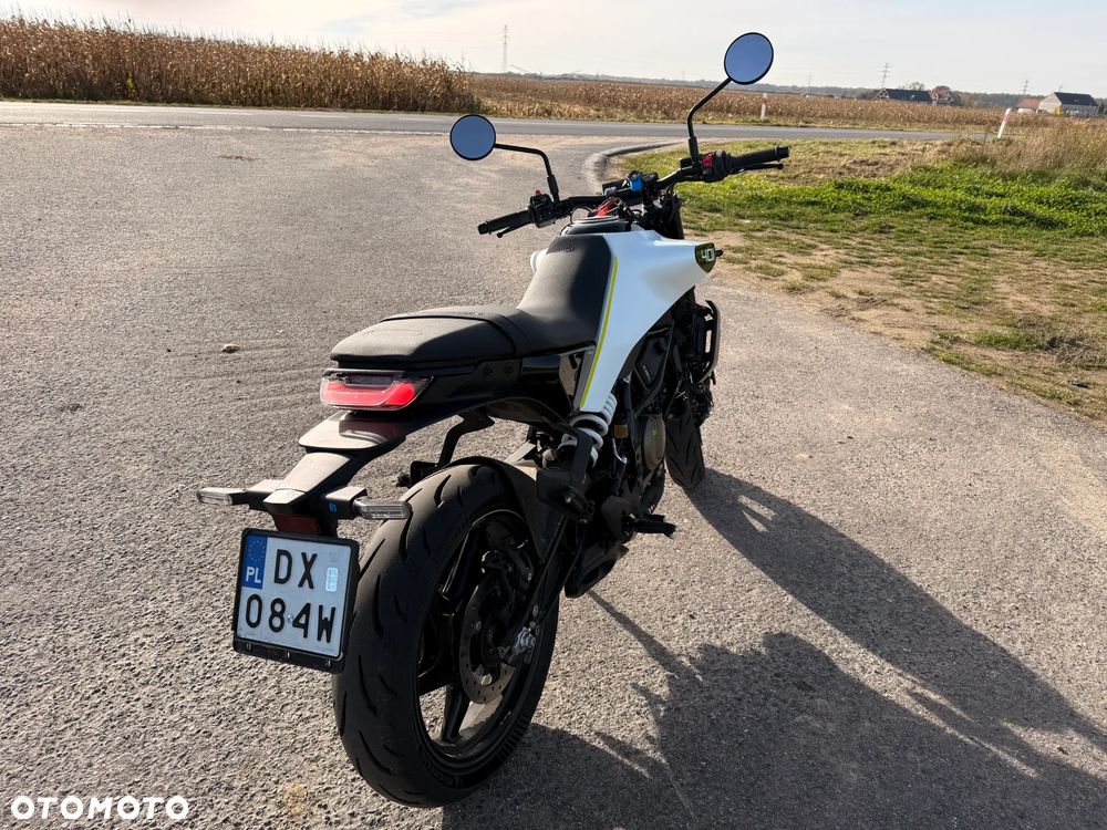 Husqvarna Vitpilen - 8