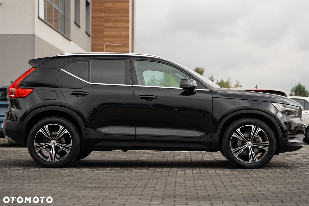Volvo XC 40 B3 B DKG Plus Bright - 17
