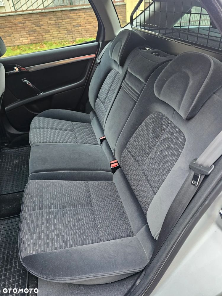 Peugeot 407 2.0 HDI Premium - 10