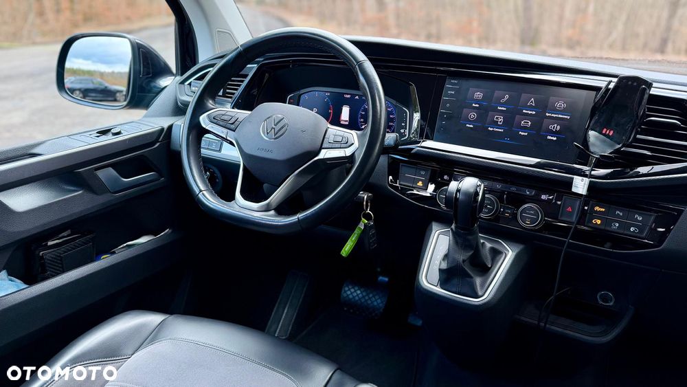 Volkswagen Multivan - 17
