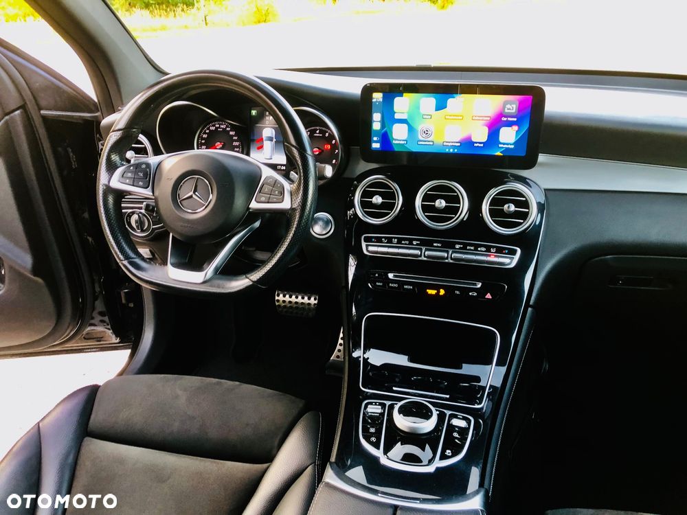 Mercedes-Benz GLC 300 4Matic 9G-TRONIC AMG Line - 16