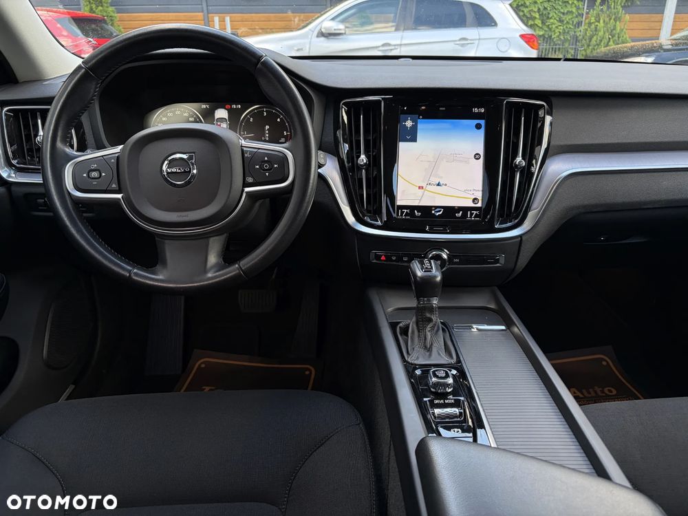 Volvo V60 D4 Geartronic Momentum Pro - 34