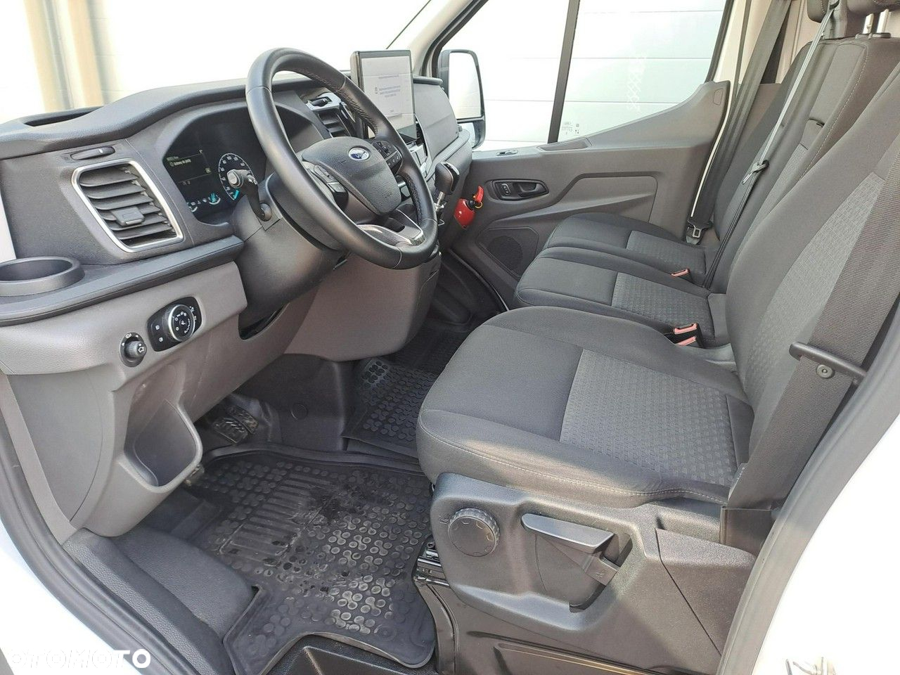 Ford Transit - 11