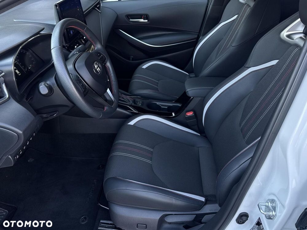 Toyota Corolla 1.8 Hybrid GR Sport - 14