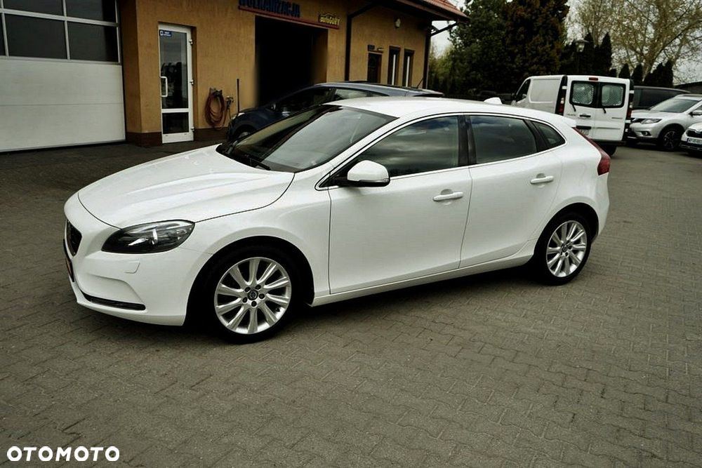 Volvo V40 - 3
