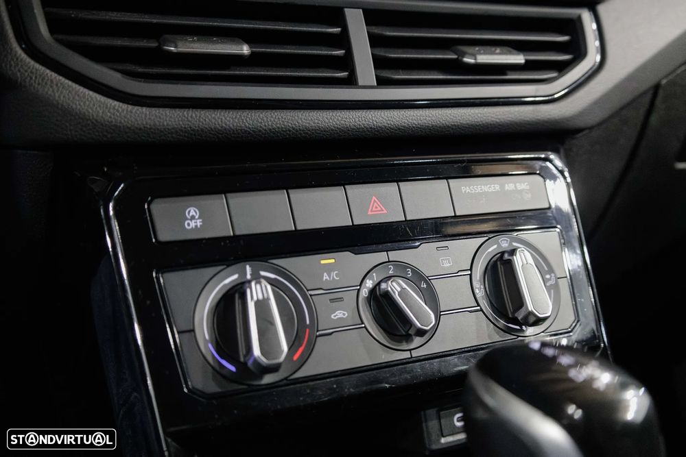 VW T-Cross 1.0 TSI Urban DSG Digital Cockpit Pro - 16