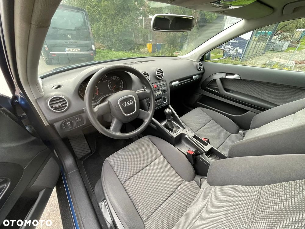Audi A3 1.6 Limited Edition - 6