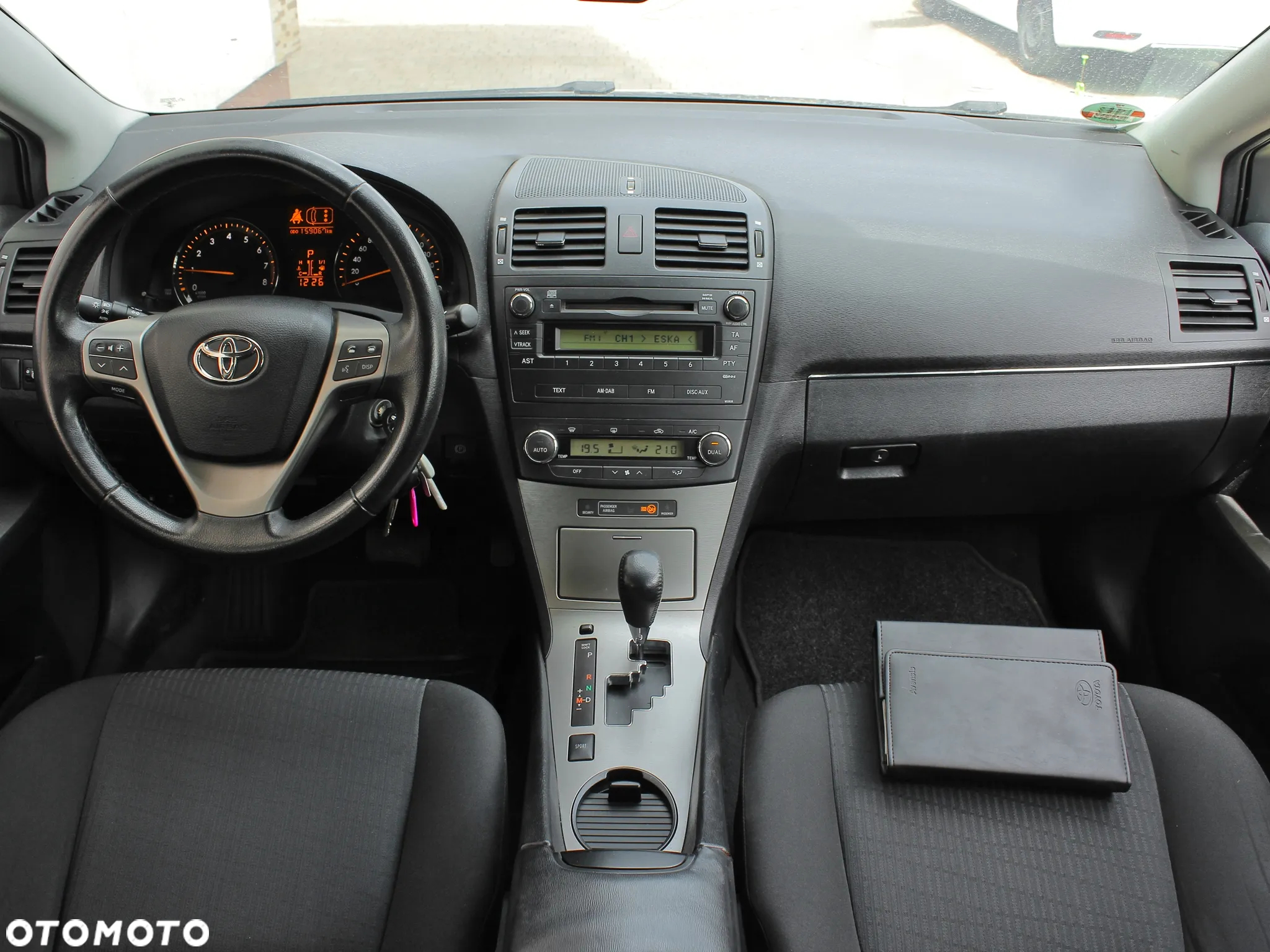 Toyota Avensis 1.8 Premium MS - 6