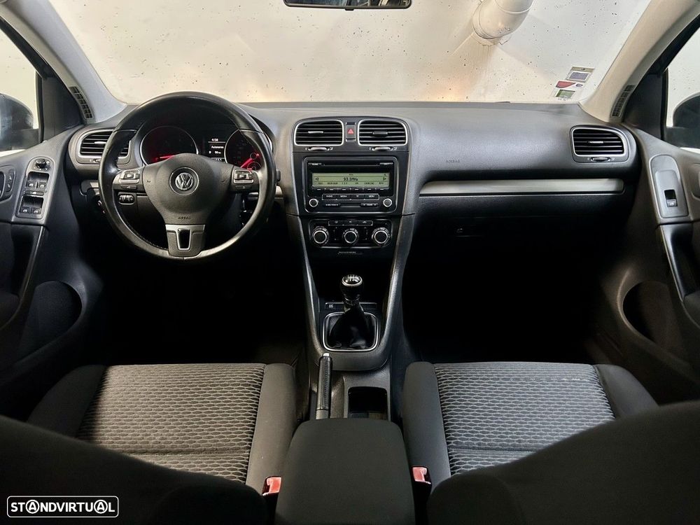 VW Golf 1.6 TDi Confortline - 9
