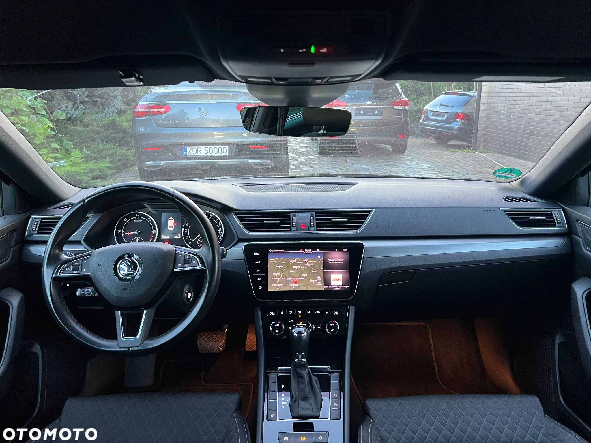 Skoda Superb 2.0 TDI Ambition DSG7 - 12