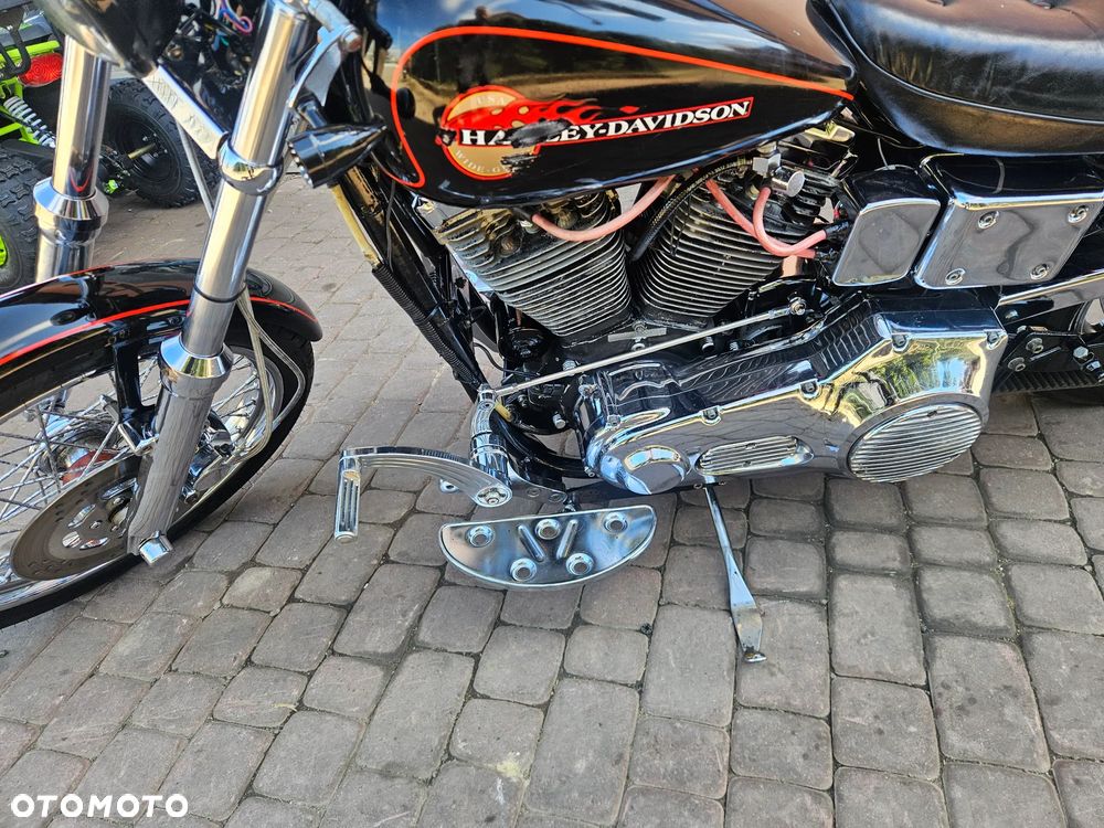 Harley-Davidson Dyna Wide Glide - 13