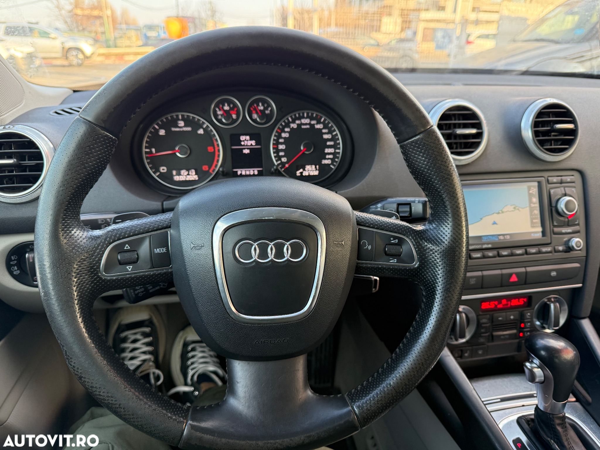 Audi A3 2.0 TDI DPF (DSG) S tronic Attraction - 12