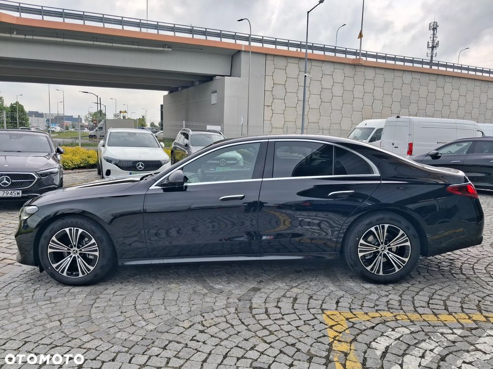 Mercedes-Benz Klasa E 220 d mHEV Avantgarde 9G-Tronic - 4