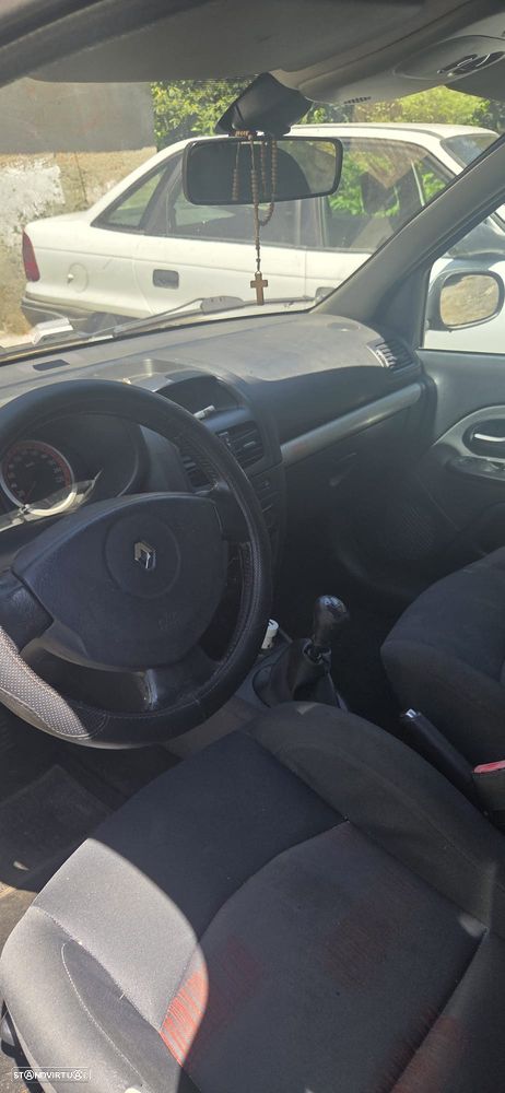 Renault Clio 1.2 16V Billabong QuickS - 7