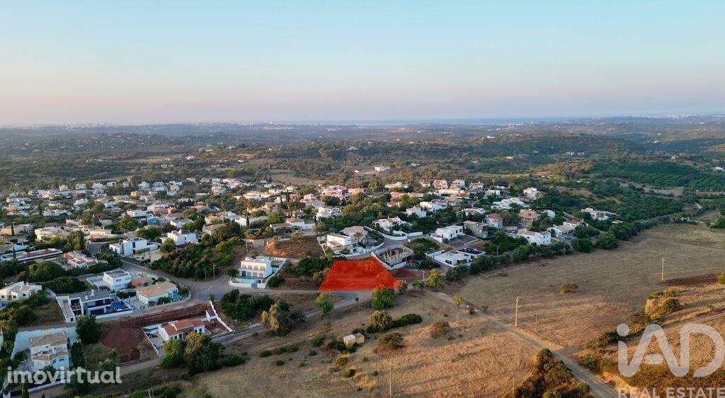 Casa / Villa em Mexilhoeira Grande de 255,00 m2 - Grande imagem: 2/18