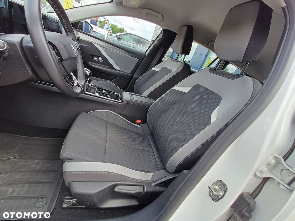 Opel Astra - 12