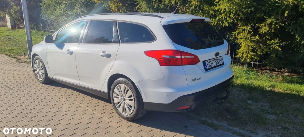 Ford Focus 1.5 TDCi Trend - 6
