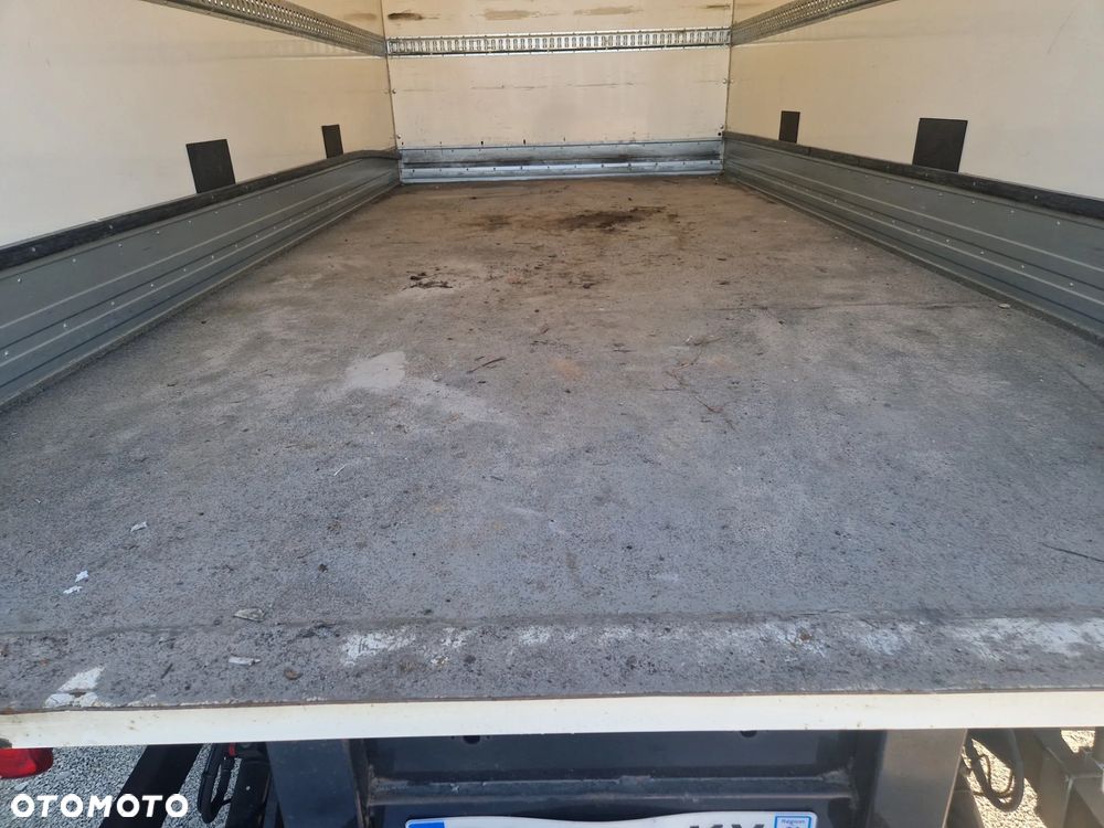 Kontener 10 palet winda 1000kg Atleon Iveco Atego - 12
