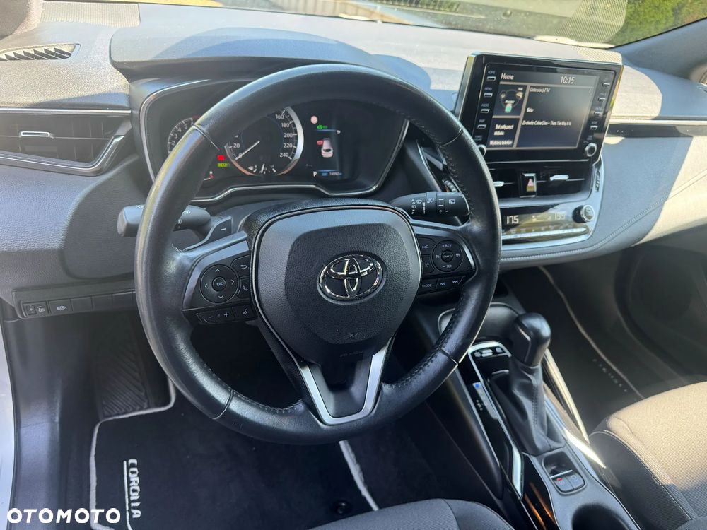 Toyota Corolla 2.0 Hybrid Comfort - 17