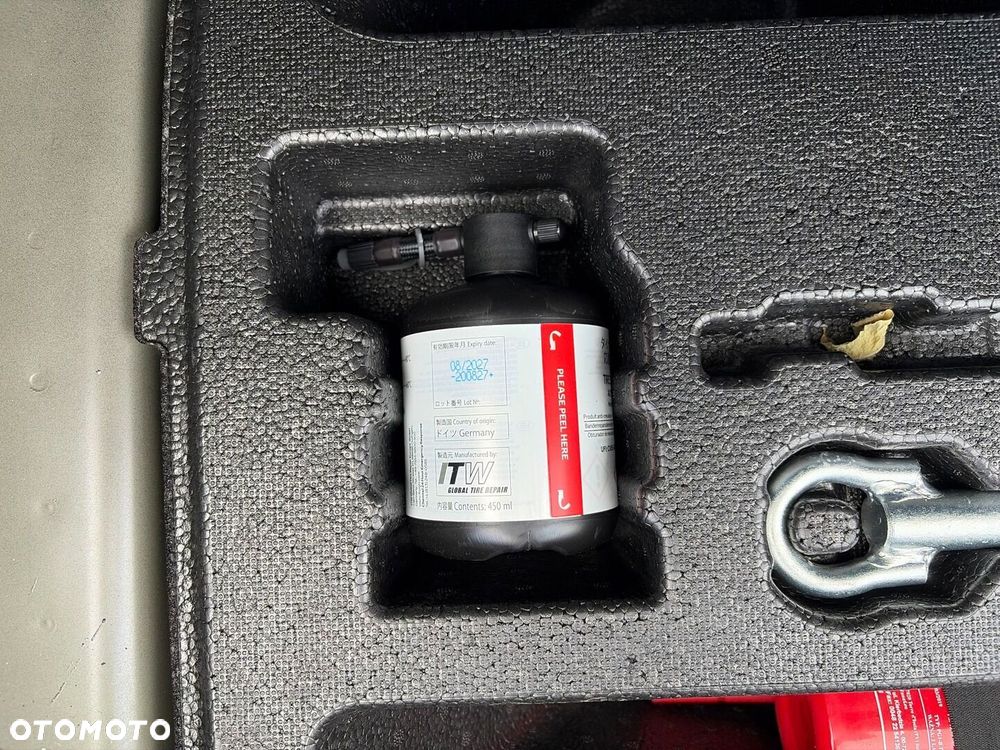 Toyota Corolla - 27