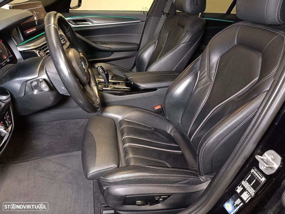 BMW 520 d Pack Desportivo M Auto - 14