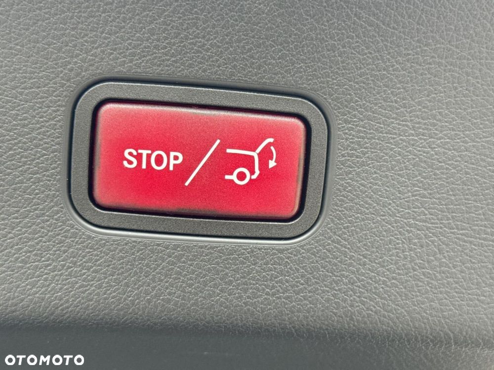 Mercedes-Benz GLC - 16