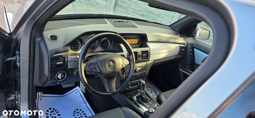 Mercedes-Benz GLK - 10