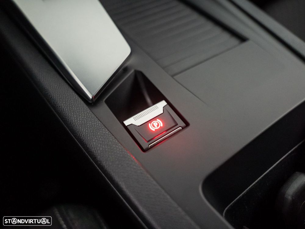 Peugeot 308 1.6 Hybrid Active Pack e-EAT8 - 25