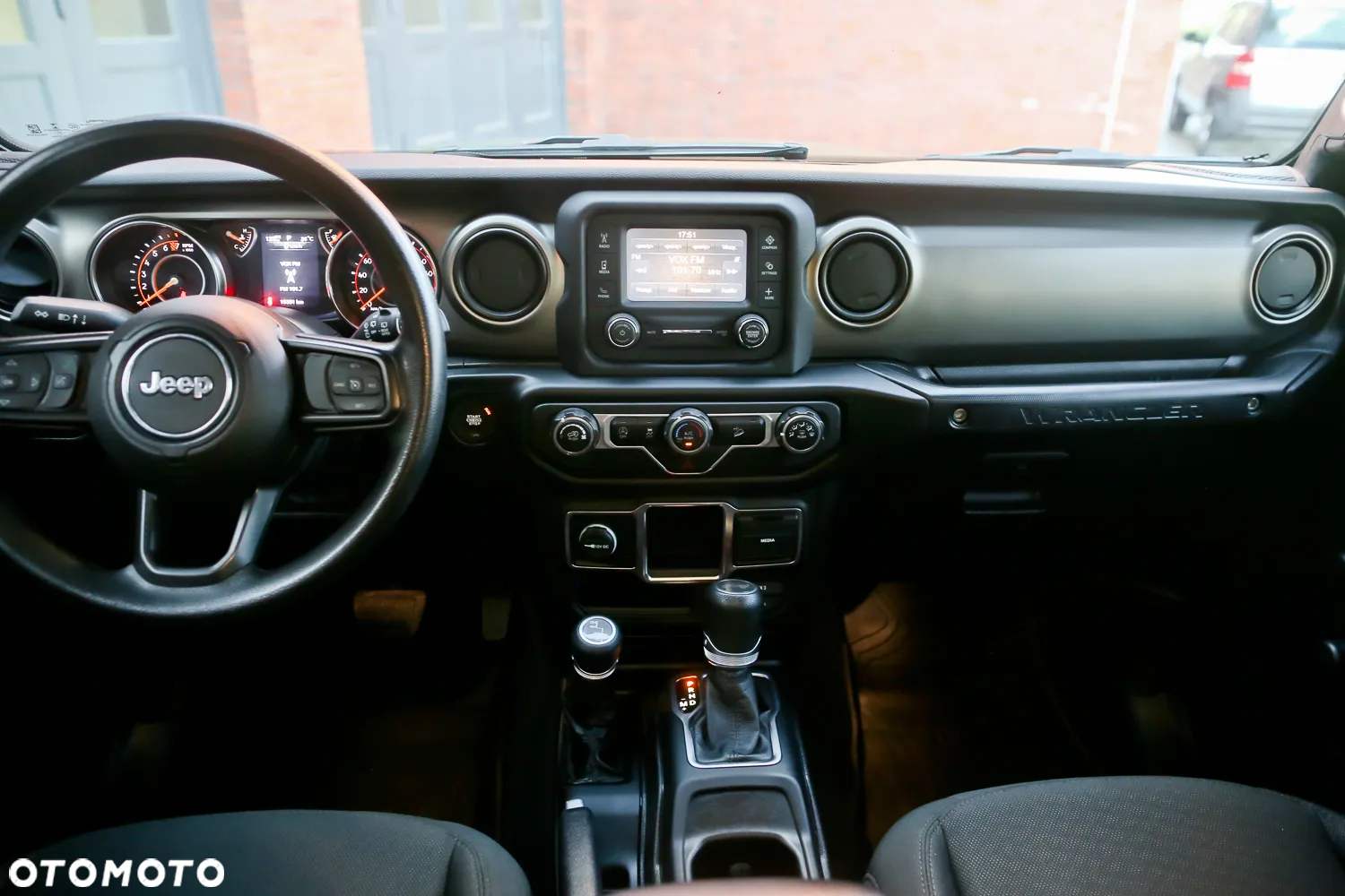 Jeep Wrangler - 28