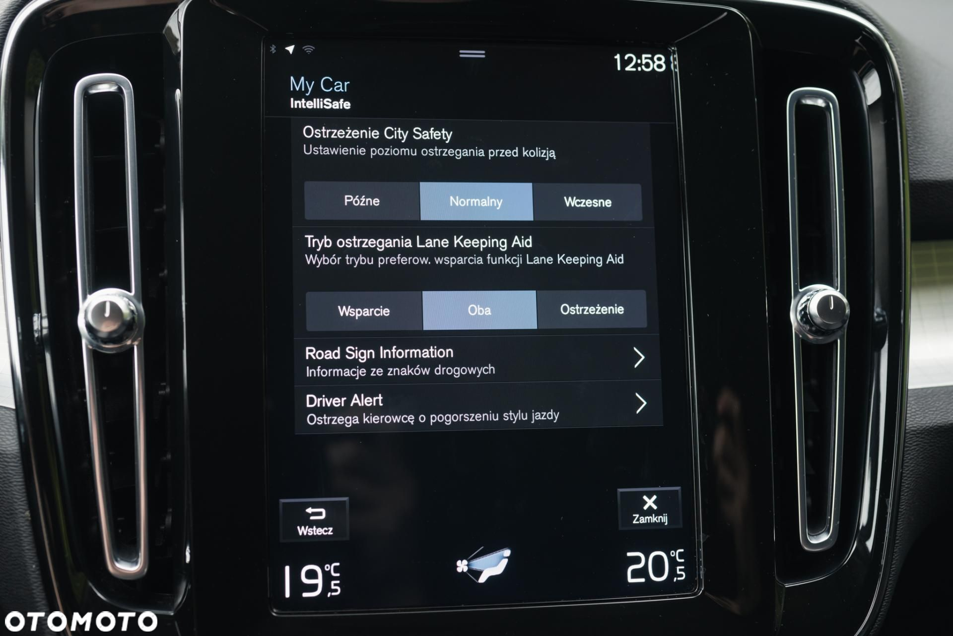 Volvo XC 40 - 24