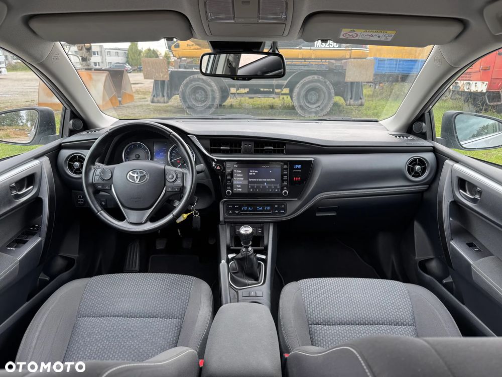 Toyota Corolla 1.6 Prestige EU6 - 2