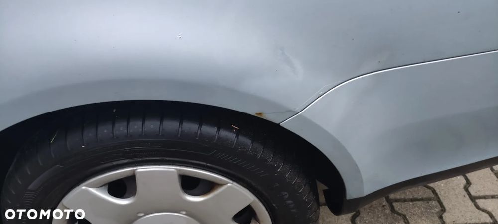 Volkswagen Jetta 1.6 Trendline - 8