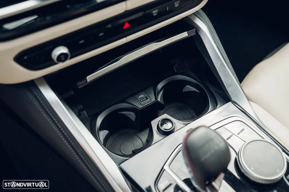 BMW M3 Competition xDrive - 15