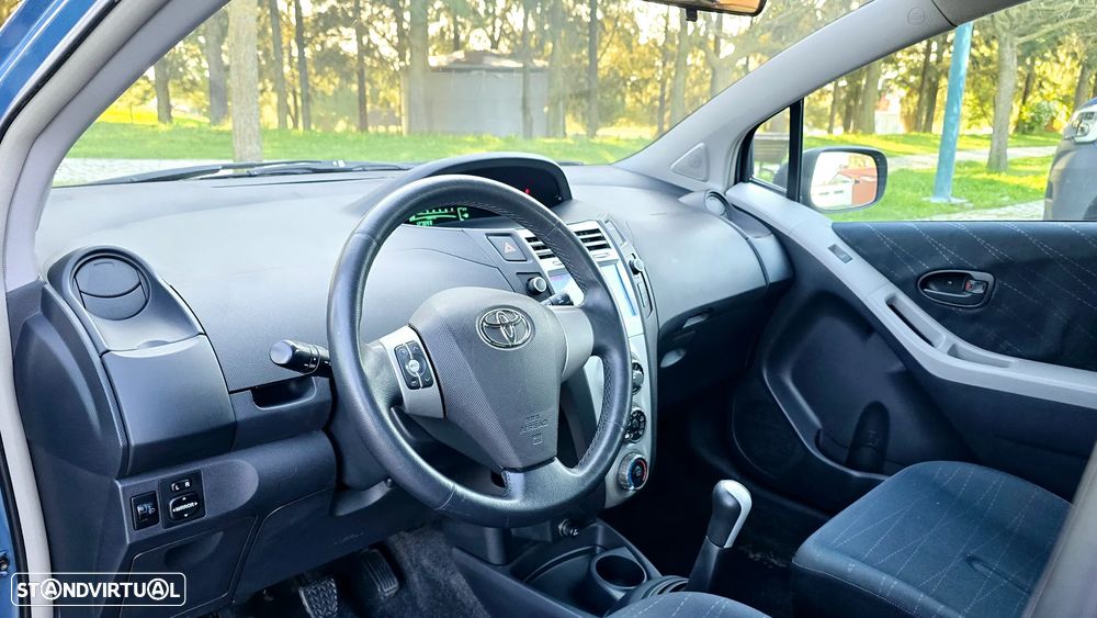 Toyota Yaris 1.0 VVT-i Sol+AC - 18