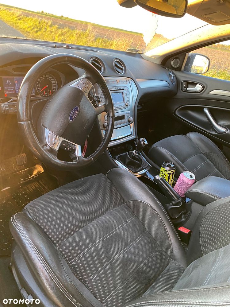 Ford Mondeo 1.8 TDCi Titanium - 8