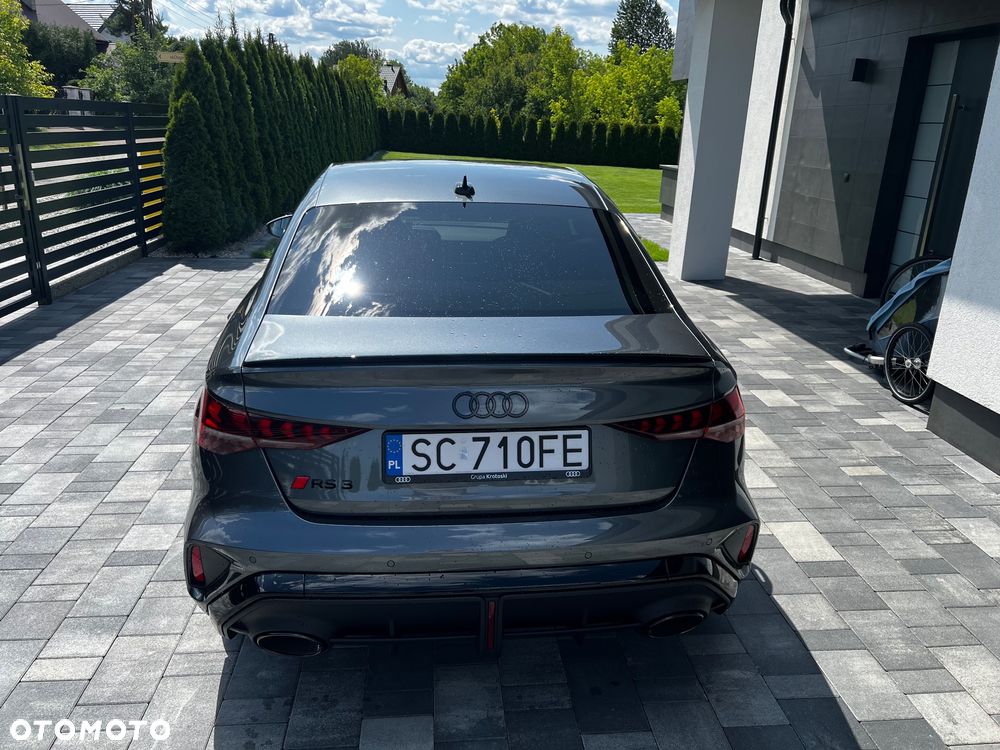 Audi RS3 Limousine - 4