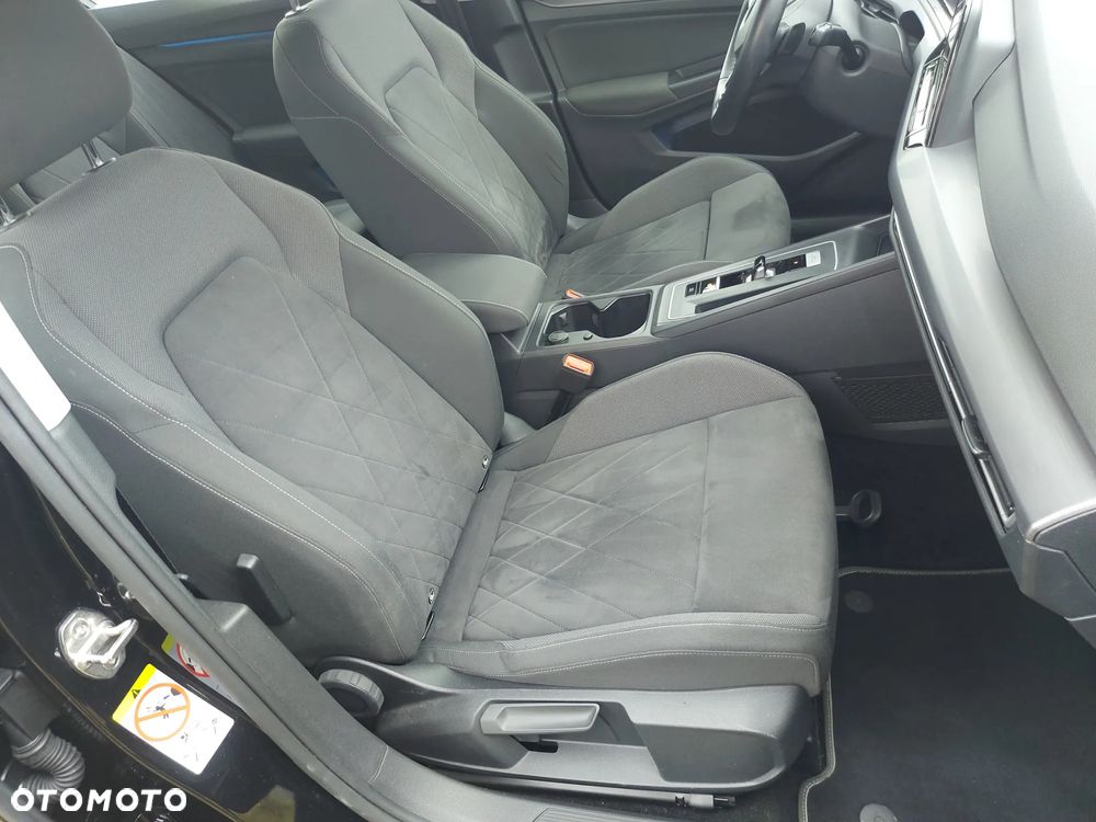 Volkswagen Golf - 14