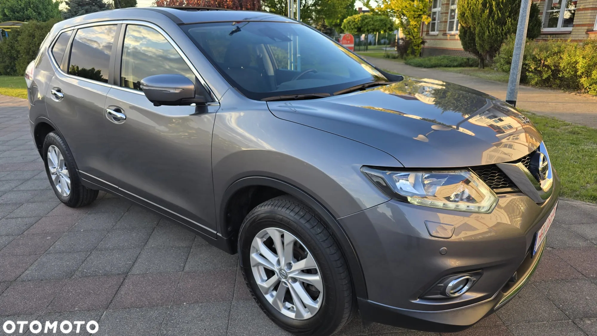 Nissan X-Trail - 2