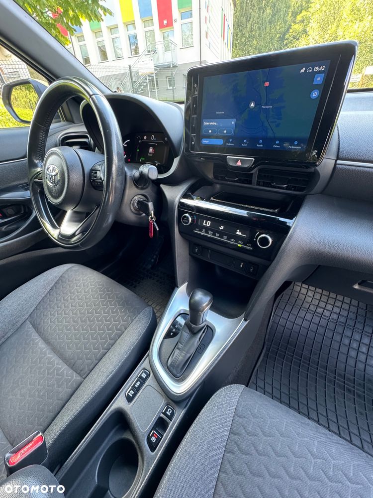 Toyota Yaris Cross Hybrid 1.5 Executive - 10